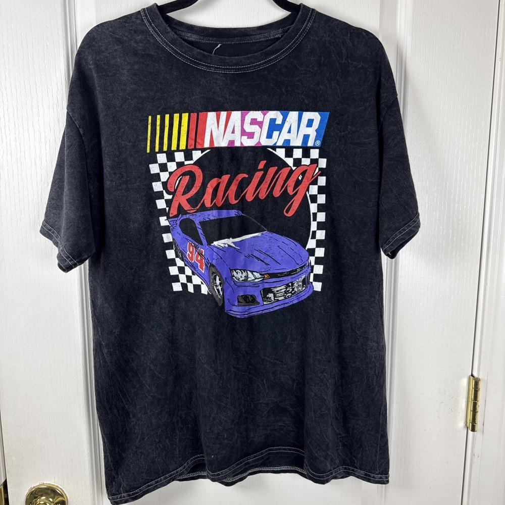 NASCAR Racing #94 Purple Car Graphic T-Shirt Mineral Wash Gray Sz M Fan Gear